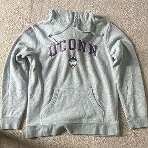 Men’s UConn Fanatics Gray Collegiate Sweatshirt Size Large